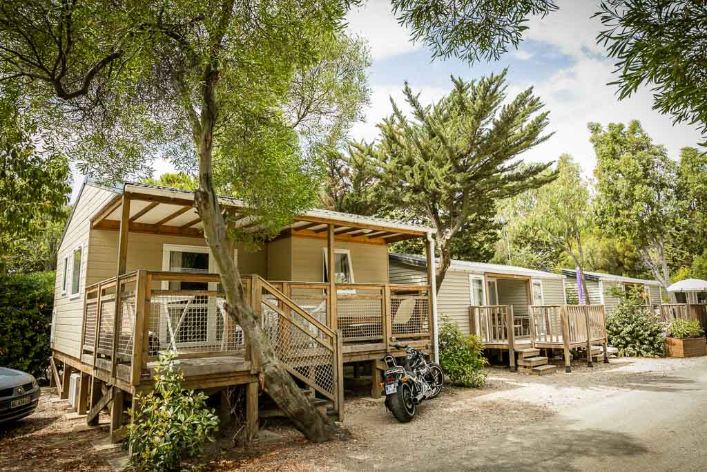 Chalet mobil home dans les pyrenees orientales à Barcarès (camping le floride)