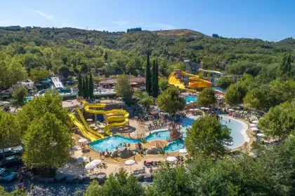 Camping Le Floride Le Barcarès (66) : Le Pommier Scaled 1.jpg 420x280